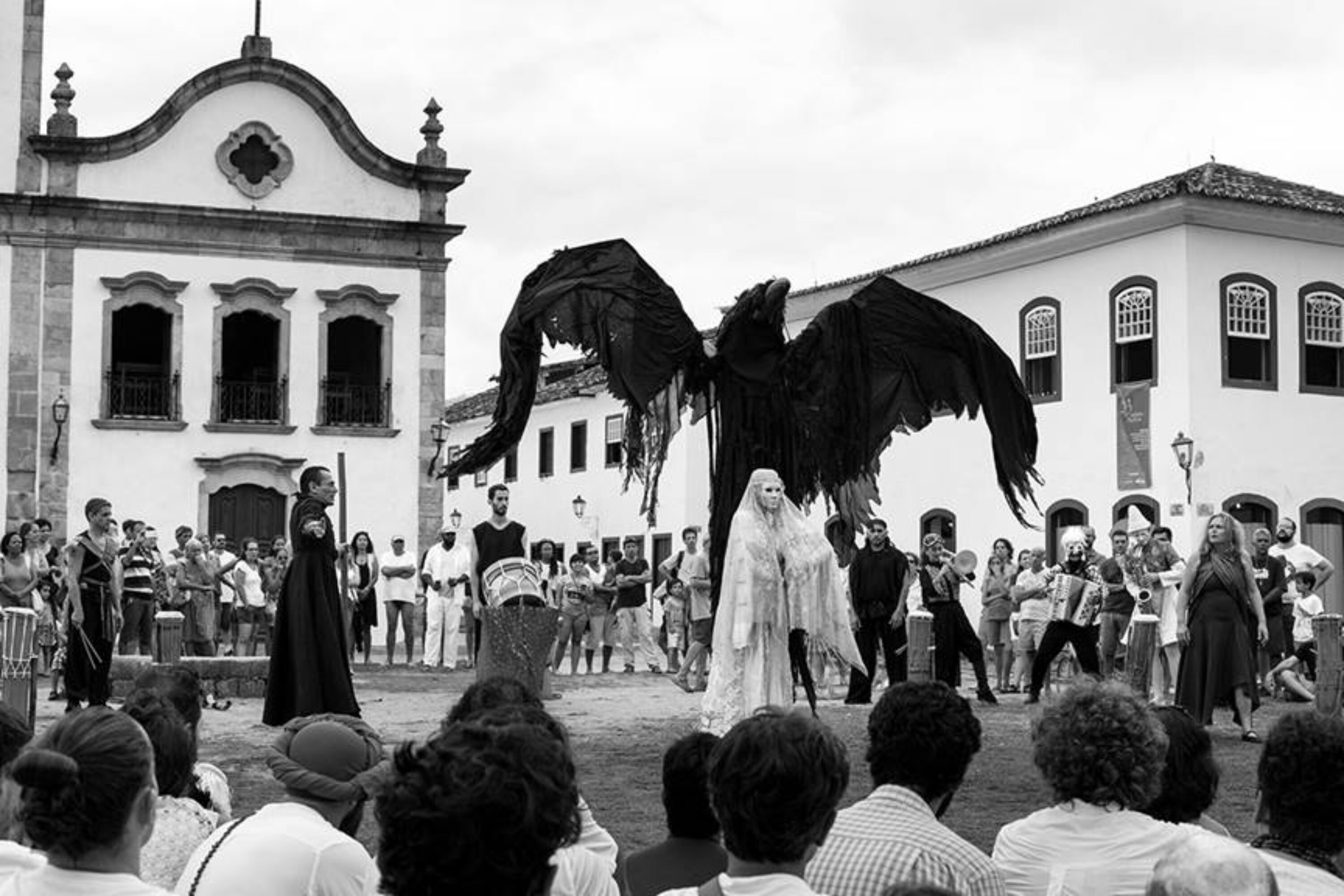 immagine di copertina rassegna Un villaggio vivente nella memoria. Dialoghi dall’archivio del Teatro Koreja