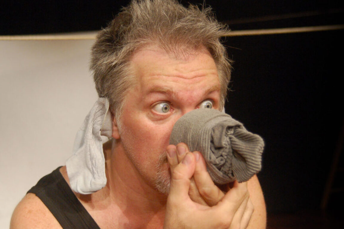 immagine di copertina rassegna La Rumba di  Ascanio Celestini : una danza di voci silenziose